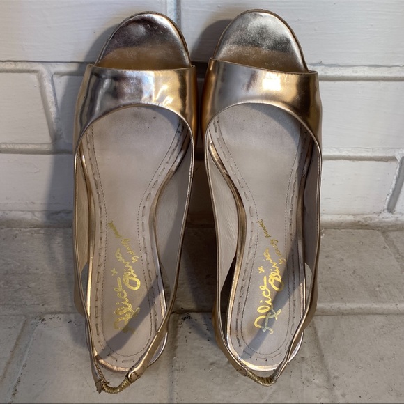 ALICE + OLIVIA Open Tote Wedge Size 40.5 Pale Gold - Picture 5 of 10